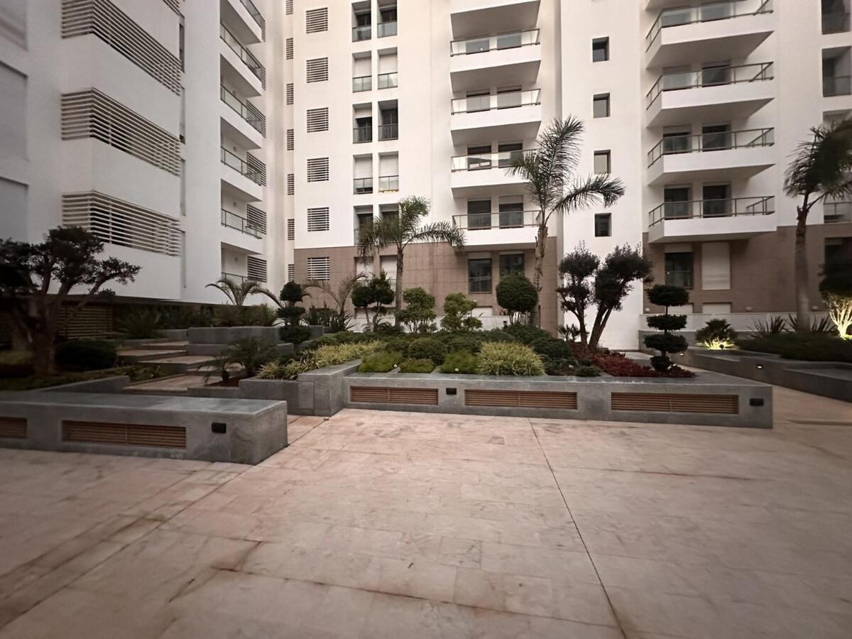 Luxury Seafront With Stunning Ocean Views Apartamento