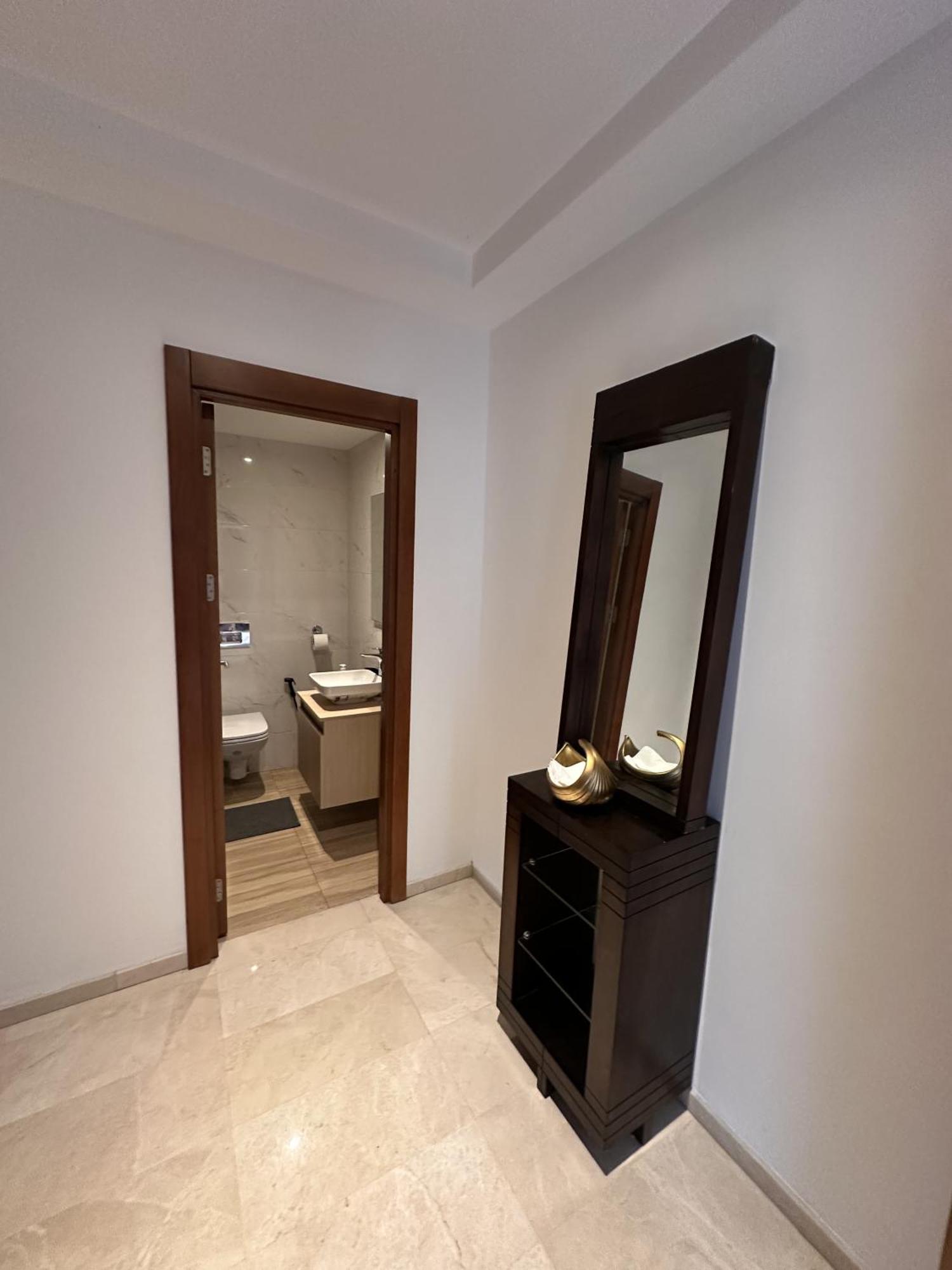Luxury Seafront With Stunning Ocean Views *